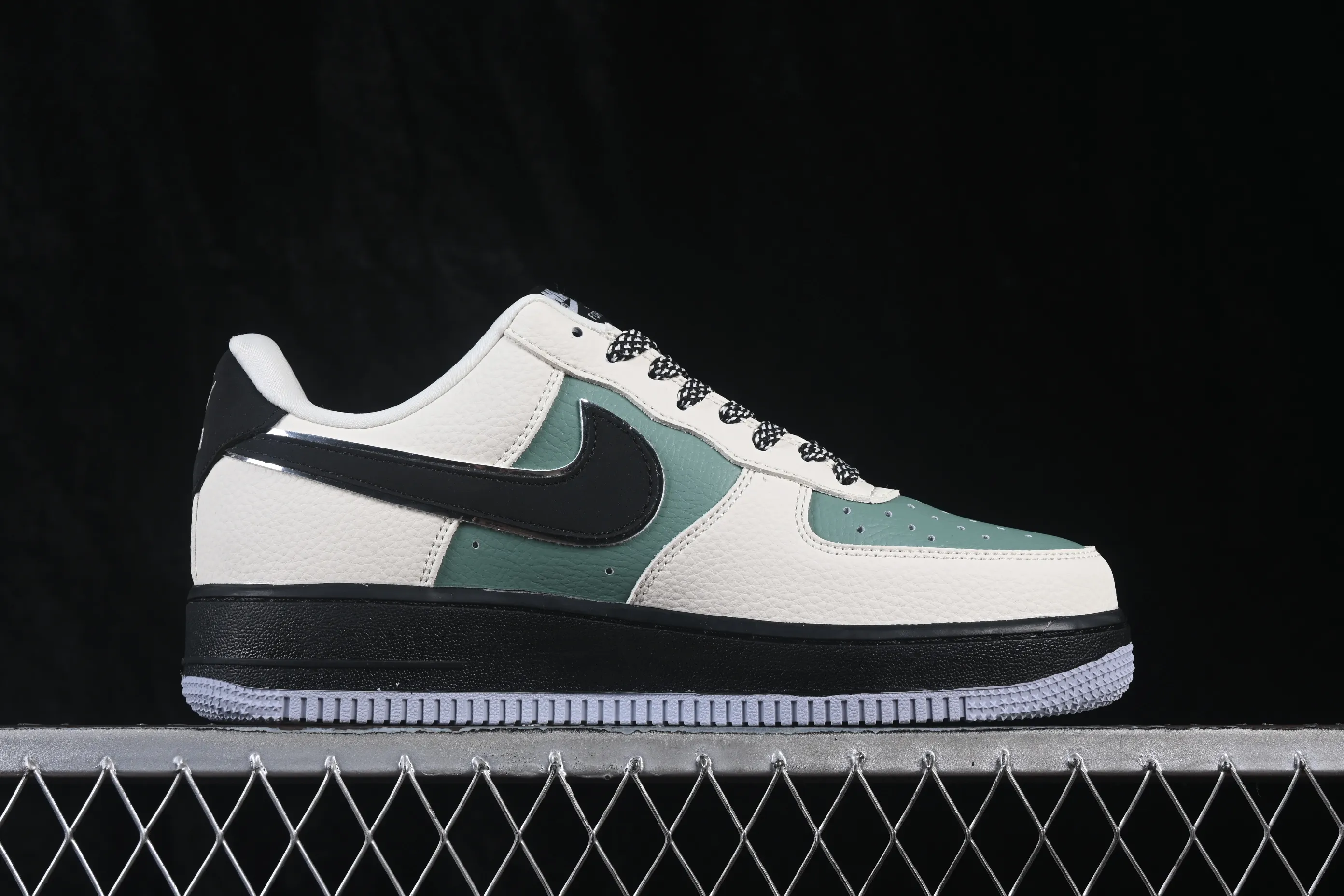 All categories Nk Air Force 1 Air Force series Nk Air Force 1 Low Air Force low-top Nike Air Force 1'07 Low joint model Air Force 1 low-top casual sneakers LD1999-032